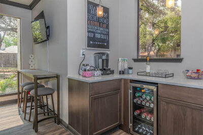 Clubhouse drink bar- The Alto